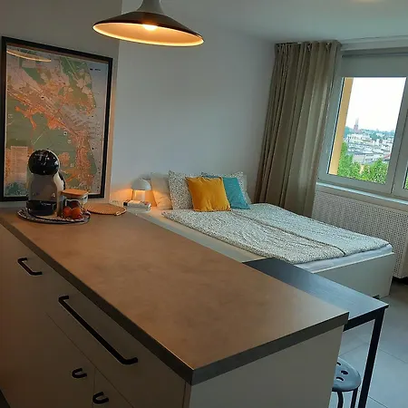 アパート Warszawska 24